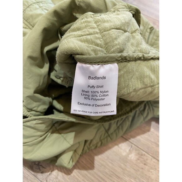 Badlands Mens M Puffy Shirt Jacket Sage Green Button Up Hunting Outdoors - Picture 9 of 10